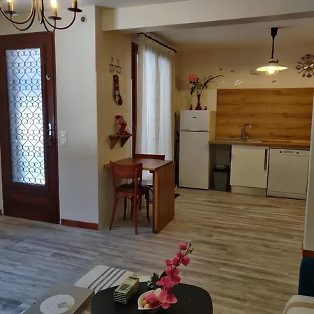 Location Marjori - T2 Le Paruline 펜션 *